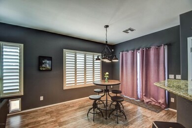 family room 4