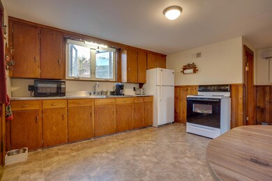 148 Chestnut Hill Rd, Rochester, NH 03867 - photo 6