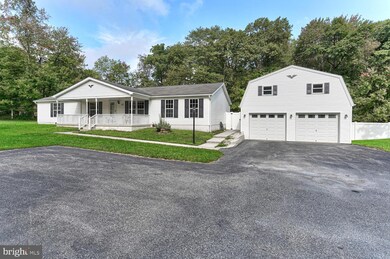 1183 Reservoir Rd, Honey Brook, PA 19344 - photo 2