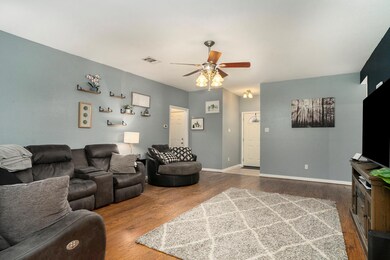 322 Carlisle Dr, Weatherford, TX 76085 - photo 5