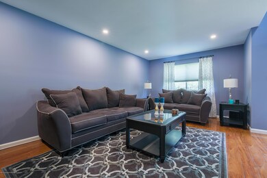 LivingRoom1
