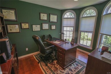 830 Mallard Dr, Whitehall, PA 18052 - photo 5