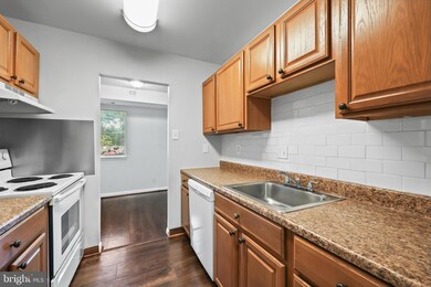 7583 Margate Ct unit 1, Manassas, VA 20109 - photo 7