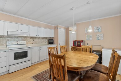 6 Bayberry Ln, Wolfeboro, NH 03894 - photo 6