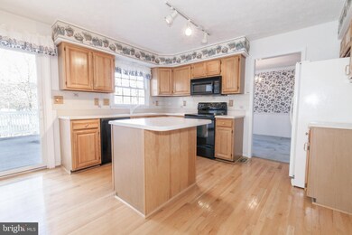 3204 Holly Knoll Ct, Abingdon, MD 21009 - photo 5