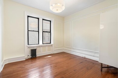 Centrentset Corp. unit 3-4, New York, NY 10011 - photo 2