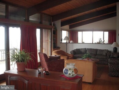 458 Eagles Nest Ln, Harpers Ferry, WV 25425 - photo 7