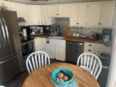 Kitchen/Dining