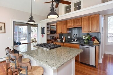 30 Oakland St unit 1, Newburyport, MA 01950 - photo 3