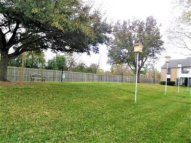 10354 Briar Forest Dr, Houston, TX 77042 - photo 3