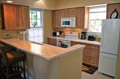 606 Truman #9 Kitchen