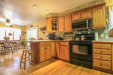 66 Glen Echo Shore Rd, Charlton, MA 01507 - photo 3