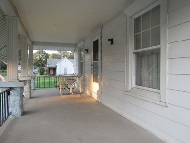 510 N Seminary St, Princeton, IN 47670 - photo 2