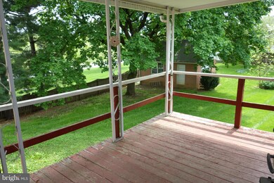 23 E Loudoun St, Round Hill, VA 20141 - photo 3