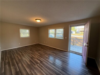 310 S Pine St, Walhalla, SC 29691 - photo 3