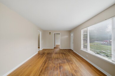 7702 Cedel Dr, Houston, TX 77055 - photo 5