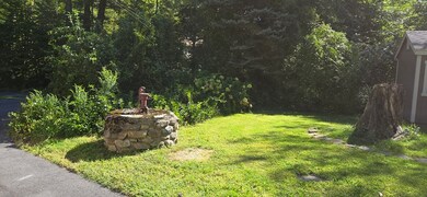 118 Franklin St, Douglas, MA 01516 - photo 4