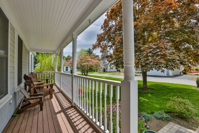 18 Sylvester St, Newburyport, MA 01950 - photo 5