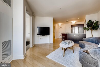 The Vue unit 2608, Baltimore, MD 21202 - photo 4