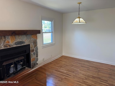 121 Laurel Dr, Wilmington, NC 28401 - photo 3