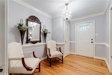 Alternate view of foyer - note the coat closet!