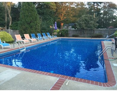 102 Concord St, Rockland, MA 02370 - photo 2