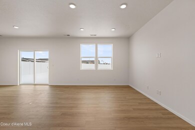 07-Living Room