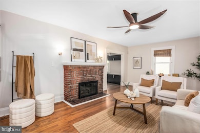 5802 Clearspring Rd, Baltimore, MD 21212 - photo 2