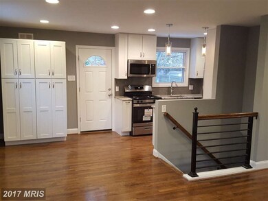 205 Pepper Mill Dr, Capitol Heights, MD 20743 - photo 2