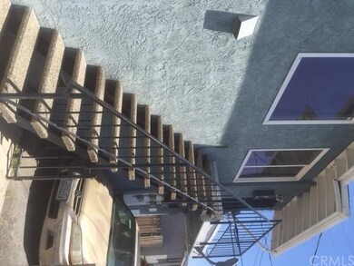 1 Unit Upstairs 