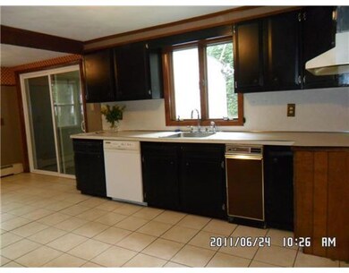 15 Inman Ave, Warwick, RI 02886 - photo 3