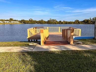 2418 Carlyle Ln unit 148, Hollywood, FL 33021 - photo 5