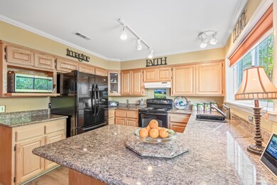 493 Lori Lane, Ashland, OR 97520