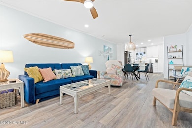 445 E Second St unit 6, Ocean Isle Beach, NC 28469 - photo 5