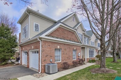 112 Loft Dr unit II112, Martinsville, NJ 08836 - photo 2