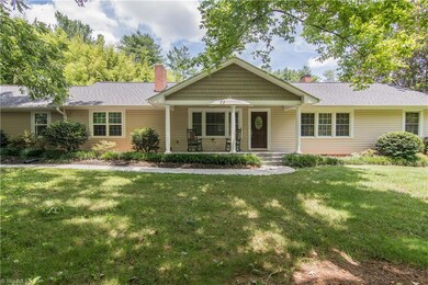 742 W Balfour Ave, Asheboro, NC 27203 - photo 3