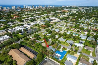 1054 Wisconsin Dr, Naples, FL 34103 - photo 2