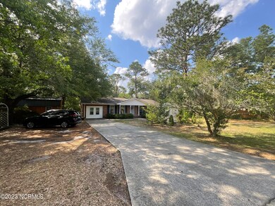 Long driveway with lots of parking