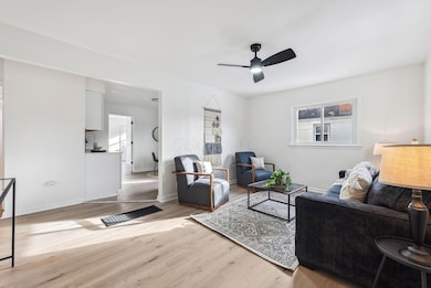 2-web-or-mls-2404-bancroft-st