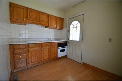 2908 Logan Ave, Des Moines, IA 50317 - photo 2