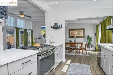 3184 Meadowbrook Dr unit 5, Concord, CA 94519 - photo 7