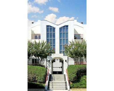 2100 Huldy St unit 4, Houston, TX 77019 - photo 2