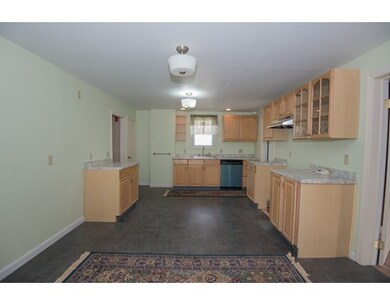 41 Walnut St, Putnam, CT 06260 - photo 6