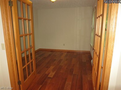 7479 Hazy Morning Rd unit 12, Dellroy, OH 44620 - photo 3