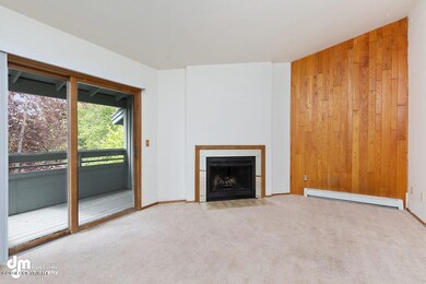 LIving Room 20180710-DW-2534-SMALL