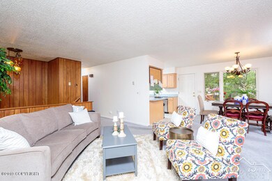 Living Room-20190710-40709