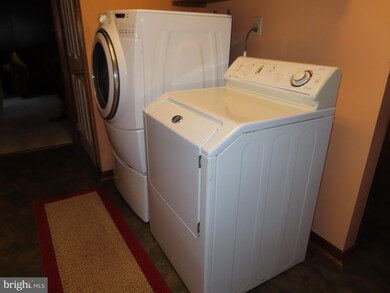 10 Kensington Dr unit 1, Littlestown, PA 17340 - photo 4