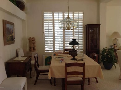 Dining area w/furniture