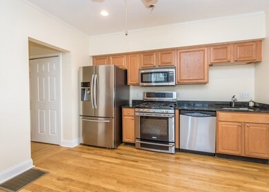 44 Vernon St unit 3, Waltham, MA 02453 - photo 5