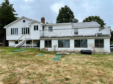 960 Mitchells Ln, Middletown, RI 02842 - photo 6